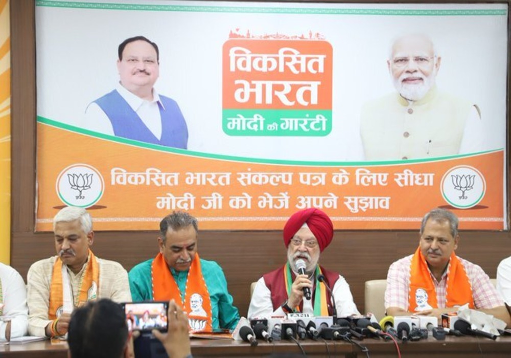 The policies of social & financial inclusion & transformational reforms implemented under the visionary leadership of PM Narendra Modi Ji resonate with people across the country   Very happy to join members of the media fraternity along with office bearer