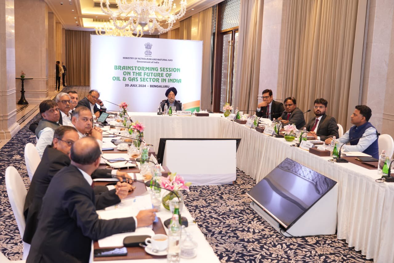 Brainstorming Session on future of Indian Oil & Gas Sector