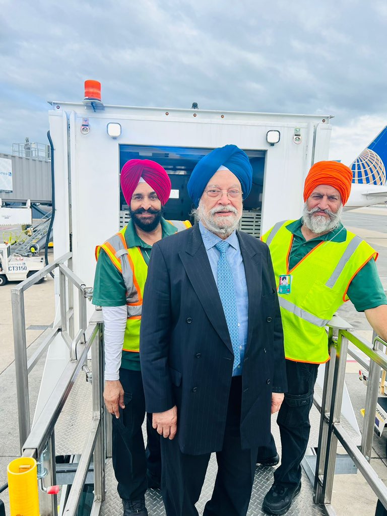 Met these proud Sikhs who were engaged in catering for my flight from Washington to Houston.